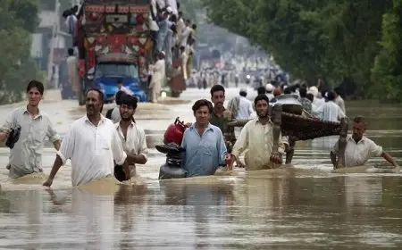 باكستان تستقبل أول شحنة إغاثة أمريكية لدعم ضحايا الفيضانات