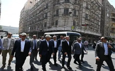 رئيس الوزراء يجري جولة تفقدية لمشروع تطوير المظهر الحضاري للقاهرة الخديوية