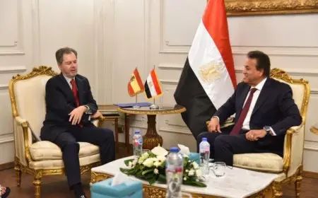 وزير الصحة يناقش مع سفير إسبانيا في مصر تعزيز أوجه التعاون الصحي