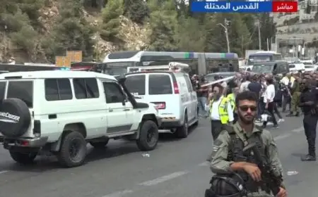 ارتفاع عدد قتلى الهجوم المسلح في القدس والمصادر الإسرائيلية تكشف عن اعتقال مشتبه به