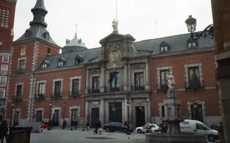 إسبانيا تسحب سفيرها من إسرائيل للتشاور عقب اتهامات بمعاداة السامية