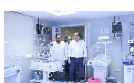 نائب وزير الصحة يقوم بجولة تفقدية في مستشفيي الخارجة التخصصي وصدر الخارجة لتحسين مستوى الخدمات الطبية