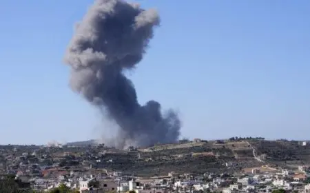 الاحتلال الإسرائيلي يقوم بتفجير مدرسة في عيتا الشعب جنوب لبنان