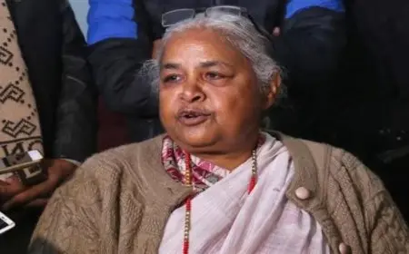 سوشيلا كاركي تتولى رئاسة وزراء النيبال بعد أدائها اليمين الدستورية