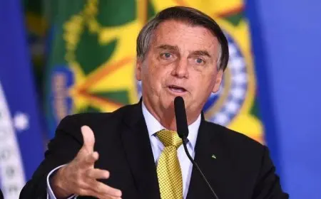 بولسونارو يتوجه إلى المستشفى بسبب وعكة صحية مفاجئة