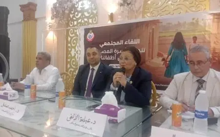 نائب وزير الصحة تتابع سير العمل في وحدة طب الأسرة ومركز تنمية الأسرة بقرية بخانس في قنا