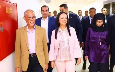 وزيرة التضامن تزور مستشفى الناس برفقة وزير التنمية الاجتماعية في سنغافورة
