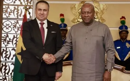 سفير مصر الجديد في غانا يسلم أوراق اعتماده للرئيس الأكرا