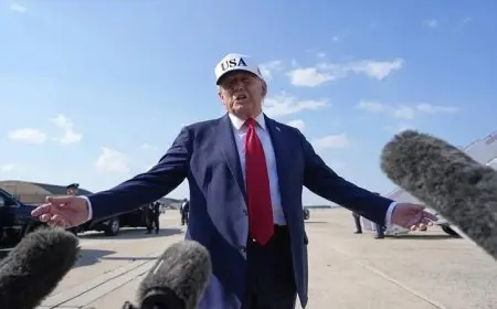 ترامب يندد بتعامل وسائل الإعلام معه ويعتبره مخالفا للقانون