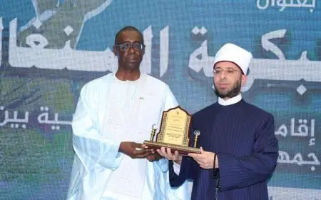 وزير الأوقاف يؤكد عمق العلاقات التاريخية وتعزيز التعاون بين مصر والسنغال