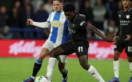 بمشاركة نجلي نجم ليفربول، سيتي يتجاوز هدرسفيلد في كأس الرابطة