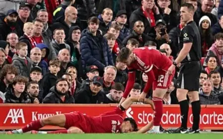 إصابة مروعة للريدز.. مدافع ليفربول يعاني من قطع في الرباط الصليبي