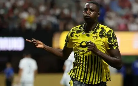 هل يصبح غيراسي خليفة ليفاندوفسكي في برشلونة؟