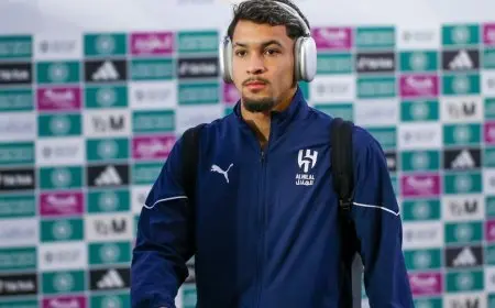 ليوناردو يقود هجوم الهلال أمام الأخدود في غياب نونيز