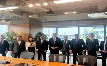 رئيس هيئة الرعاية الصحية يلتقي النائب الأول لوزير التجارة والصناعة الروسي خلال الأسبوع الذري العالمي