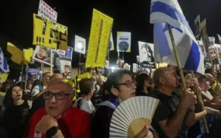 عائلات المحتجزين الإسرائيليين تطالب نتنياهو بعدم عرقلة خطة ترامب للسلام في غزة