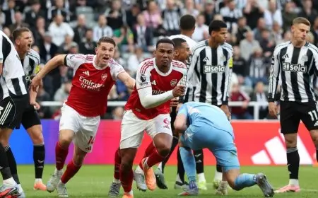 أرسنال يستخدم سلاحه الفتاك من ليفربول ليهزم نيوكاسل ويقترب من صدارة الدوري