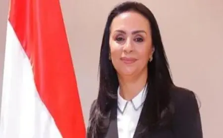 وزيرة التضامن الاجتماعي تتفقد تداعيات حادث انقلاب أتوبيس المنيا وتقدم الدعم اللازم