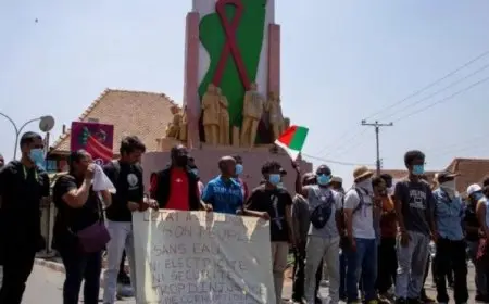 مقتل 22 شخصا في أحداث عنف خلال تظاهرات مدغشقر