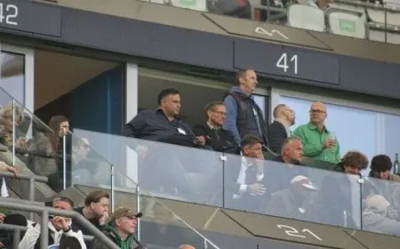 توماسبيرج يتألق في مدرجات بوجون البولندي عقب اتفاقه المرتقب مع الأهلي