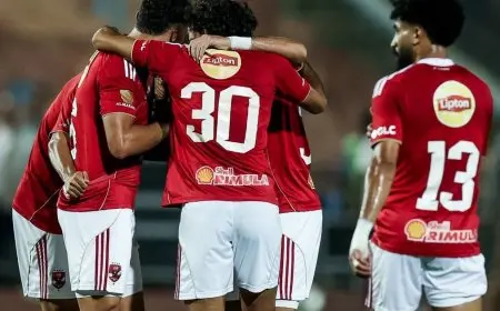 الأهلي يثير الجدل برفضه إعلان قائمة مباراة الزمالك في قمة الدوري المصري