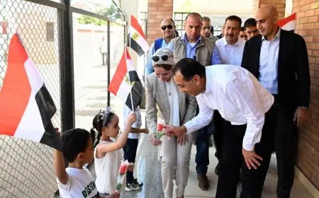 رئيس الوزراء يزور مركز تنمية الأسرة والطفل في سبك الأحد لتعزيز الخدمات الأسرية والاجتماعية