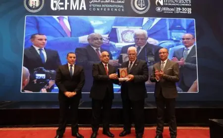 تكريم وزير العدل لرؤساء مصلحة الطب الشرعي السابقين في صور مميزة