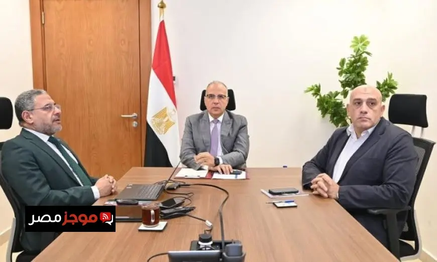 سويلم يلتقي برئيس القومي لبحوث المياه لمناقشة إنجازات البحث العلمي في مجال المياه