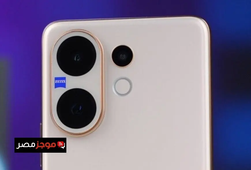 مواصفات هاتف Vivo V60 وأسعاره مع كاميرا استثنائية تثير الإعجاب
