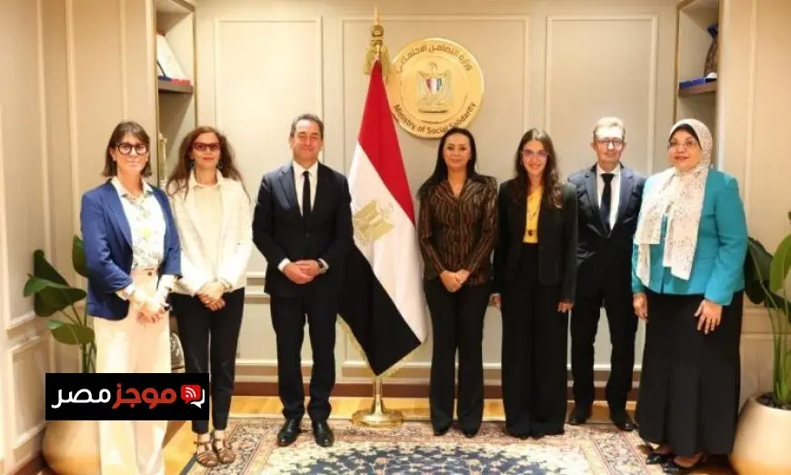 وزيرة التضامن الاجتماعي تبحث التعاون مع السفير الفرنسي في القاهرة