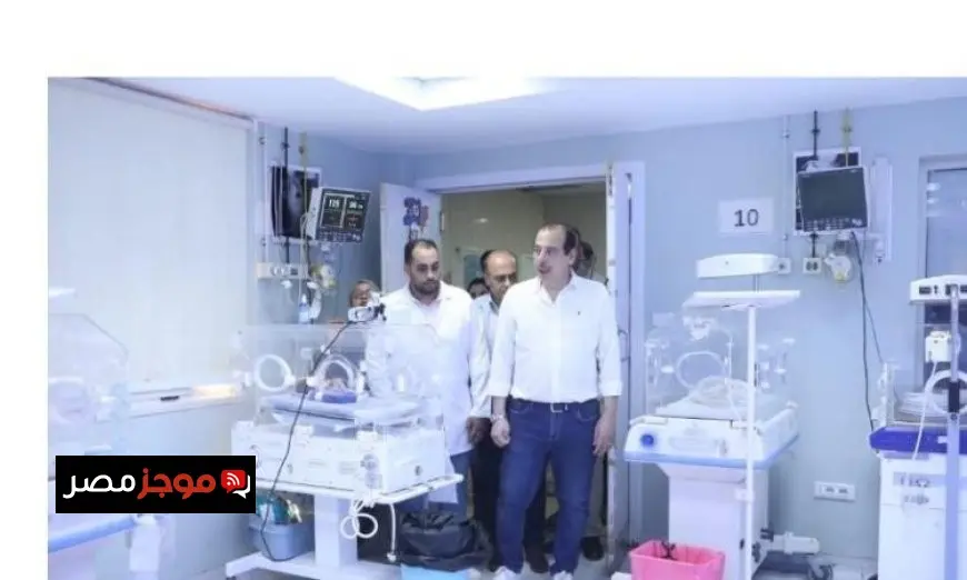 نائب وزير الصحة يقوم بجولة تفقدية في مستشفيي الخارجة التخصصي وصدر الخارجة لتحسين مستوى الخدمات الطبية