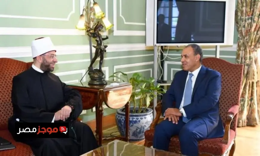 وزير الخارجية يشيد بالتعاون المستمر مع وزير الأوقاف لتعزيز التنسيق بين الوزارتين