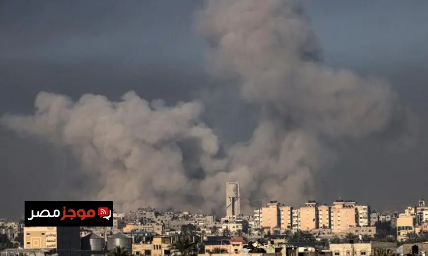 إصابات بين الفلسطينيين نتيجة قصف الاحتلال الإسرائيلي لبرج سكني في غزة