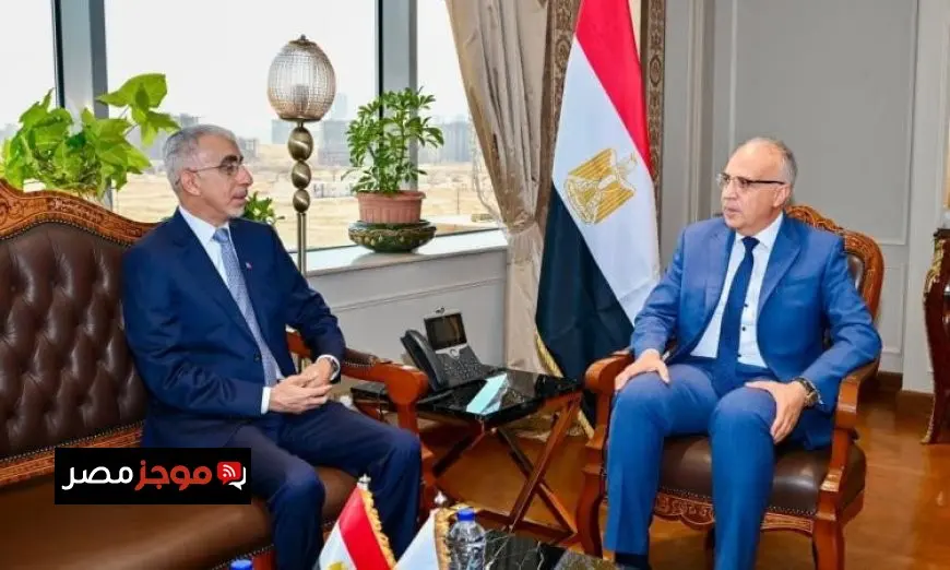 سويلم ووزير الأشغال البحريني يستعرضان سبل تعزيز التعاون في إدارة الموارد المائية