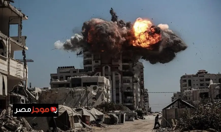 الاحتلال الإسرائيلي يواصل intensifying airstrikes على غزة استعدادا لعملية برية كبيرة