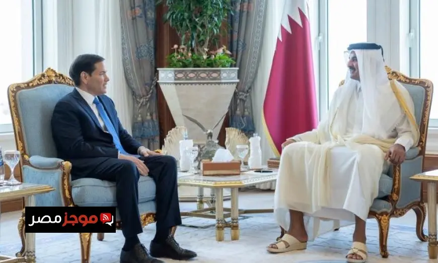 أمير قطر ووزير الخارجية الأمريكي يتباحثان تعزيز العلاقات الاستراتيجية بين البلدين