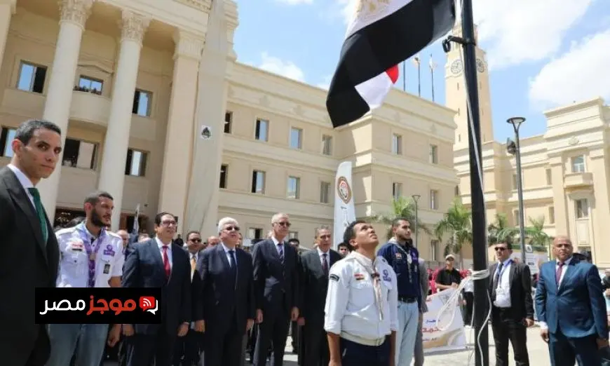 وزير التعليم العالي يفتتح العام الدراسي الأول في جامعة القاهرة الأهلية بالصور