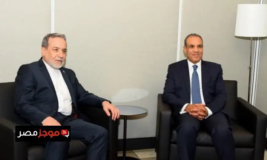 وزير الخارجية يتباحث مع نظيره الإيراني حول آخر مستجدات الملف النووي