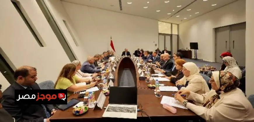 وزير السياحة والآثار يترأس اجتماع مجلس إدارة هيئة المتحف المصرى الكبير