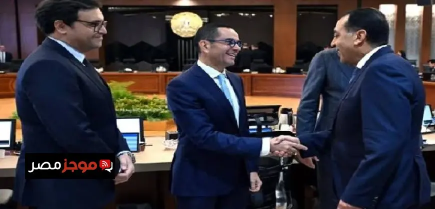 وزير الاستثمار يستعرض موقف فرض رسوم وقائية مؤقتة على واردات بعض منتجات الصلب