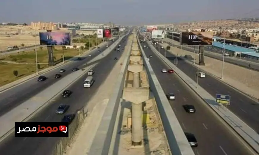 انسيابية حركة المرور في معظم شوارع القاهرة مع استمرار التحويلات حول شارع 26 يوليو