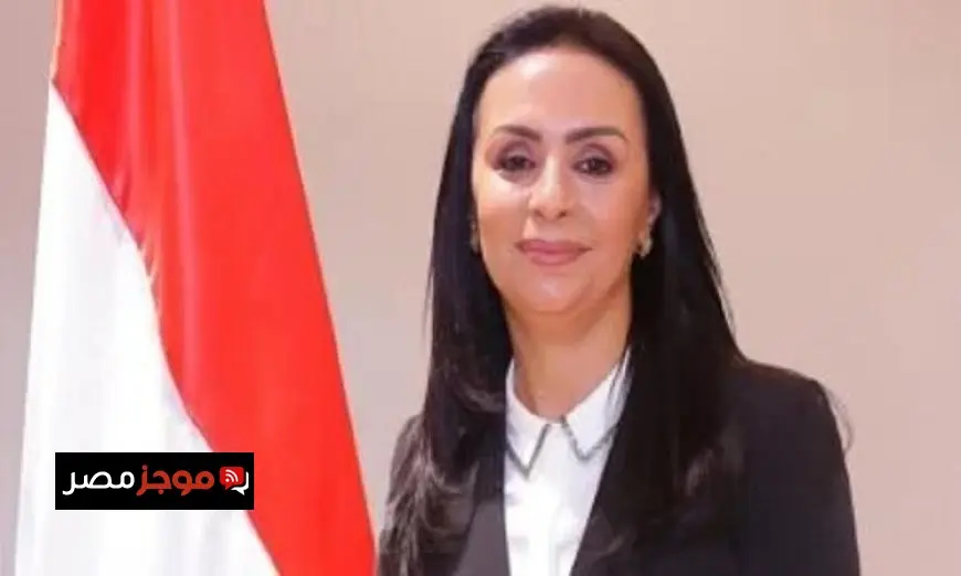 وزيرة التضامن الاجتماعي تتفقد تداعيات حادث انقلاب أتوبيس المنيا وتقدم الدعم اللازم