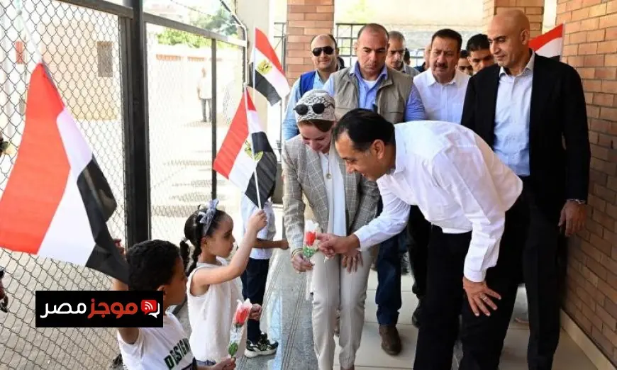 رئيس الوزراء يزور مركز تنمية الأسرة والطفل في سبك الأحد لتعزيز الخدمات الأسرية والاجتماعية