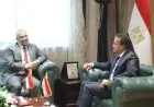 وزير الصحة يناقش تعزيز التعاون الصحي ودعم الشعب السوداني مع نظيره السوداني