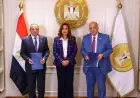 توقيع عقد خدمات نظافة الشوارع في بورسعيد بحضور منال عوض وشركة نهضة مصر