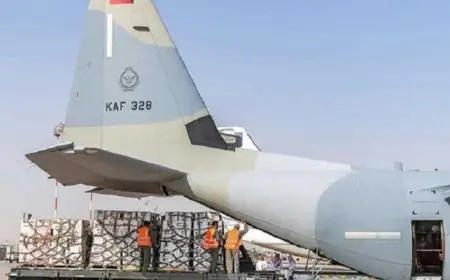مطار العريش يستقبل طائرة مساعدات كويتية لدعم أهالي غزة