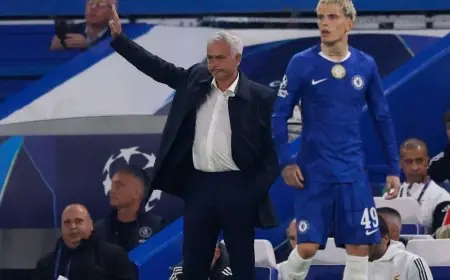 مورينيو يواجه هزيمة مؤلمة أمام تشيلسي في عودته العاطفية إلى ستامفورد بريدج