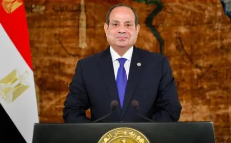 الرئيس السيسي يستعرض كلمته التاريخية بمناسبة ذكرى انتصارات أكتوبر الـ52