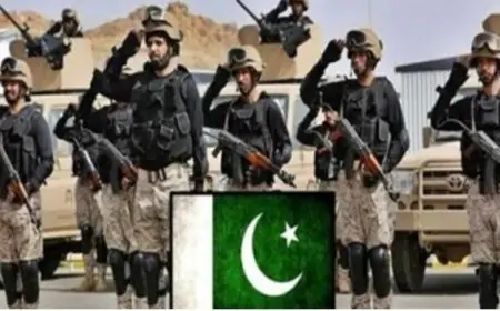 الجيش الباكستاني يفجع بمقتل 11 جنديا في عملية أمنية شمال غرب البلاد