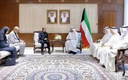 وزير خارجية الكويت يتسلم رسالة هامة من نظيره الإيراني حول التطورات الدولية